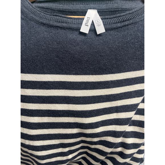 Pact 100% Organic Cotton Crew Neck Sweater Charcoal Gray and Cream Small - Picture 5 of 6